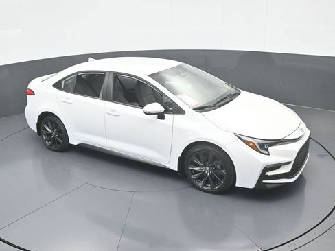 Used 2024 Toyota Corolla SE image 47