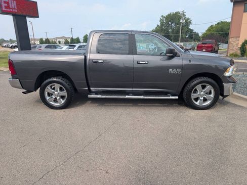 Used 2017 RAM 1500 Big Horn AWD/4WD image 10
