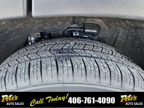 Used 2025 Nissan Rogue SV image 12