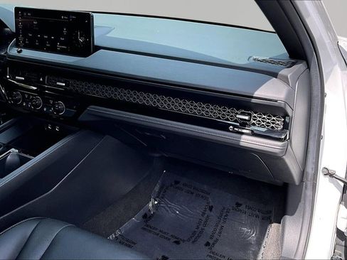Used 2024 Honda Accord Sport image 20