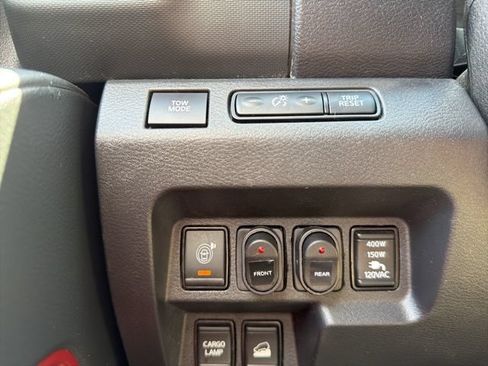Used 2023 Nissan Frontier PRO-4X w/ Pro-4X Premium Package AWD/4WD image 25