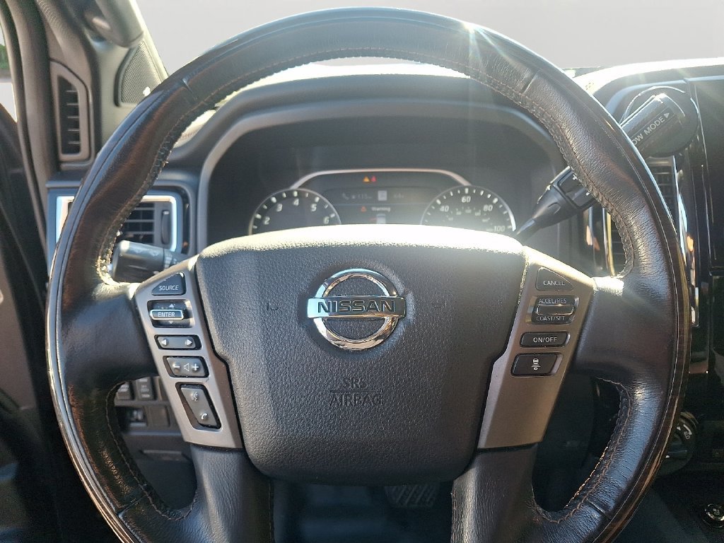 Used 2021 Nissan Titan Platinum Reserve w/ Moonroof Package AWD/4WD image 19