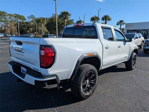 Used 2024 Chevrolet Suburban Premier w/ Premium Package image 4