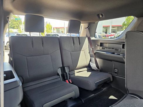 New 2026 Toyota 4Runner SR5 AWD/4WD image 13