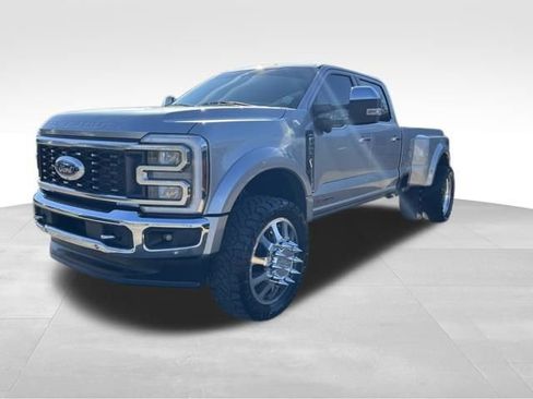 Used 2024 Ford F450 Lariat w/ Lariat Ultimate Package image 3