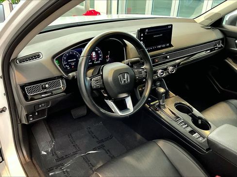 Used 2023 Honda Civic Touring image 17