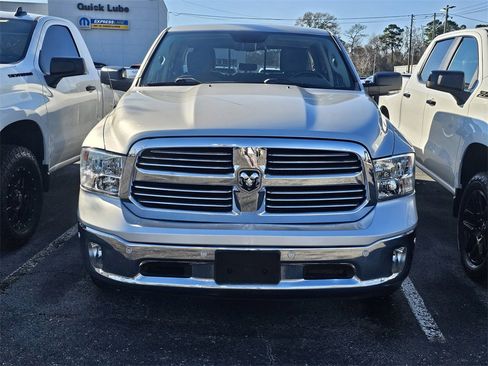 Used 2017 RAM 1500 Big Horn image 2