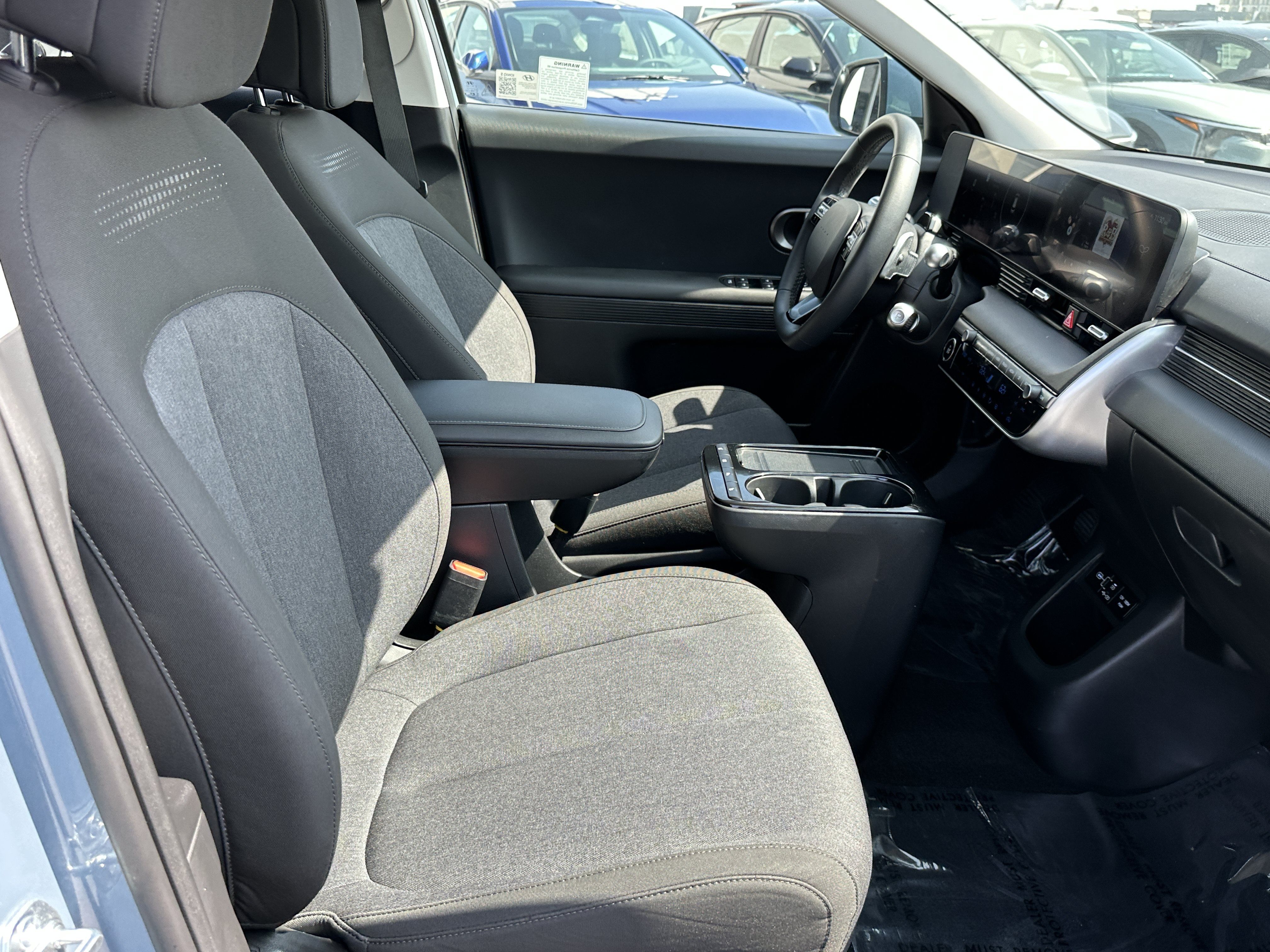 Used 2025 Hyundai Ioniq 5 SE RWD image 16