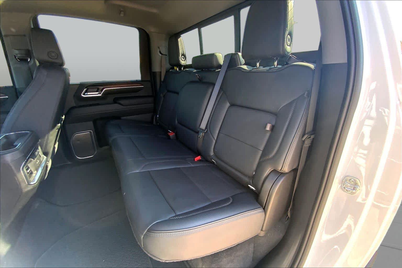 Certified 2025 GMC Sierra 2500 Denali w/ Denali Reserve Package AWD/4WD image 18