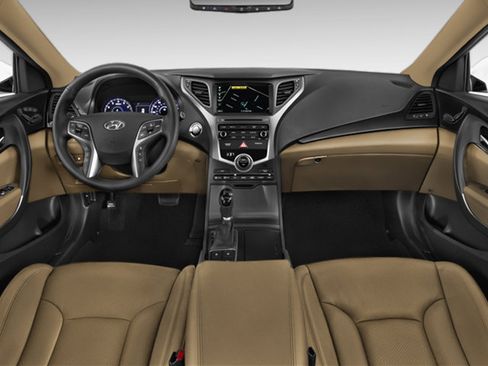 Used 2017 Hyundai Azera Limited image 3