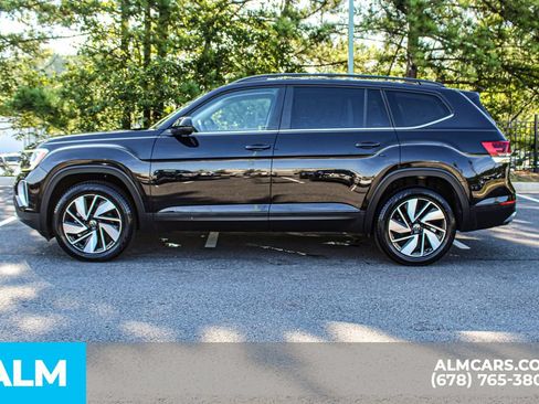 Used 2025 Volkswagen Atlas SE FWD image 6