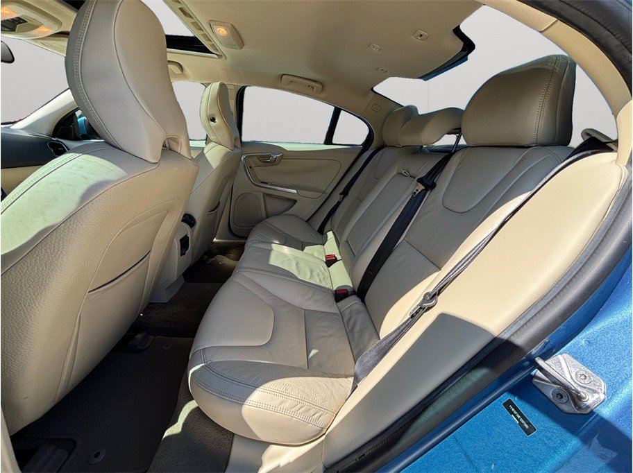 Used 2014 Volvo S60 T5 FWD image 37
