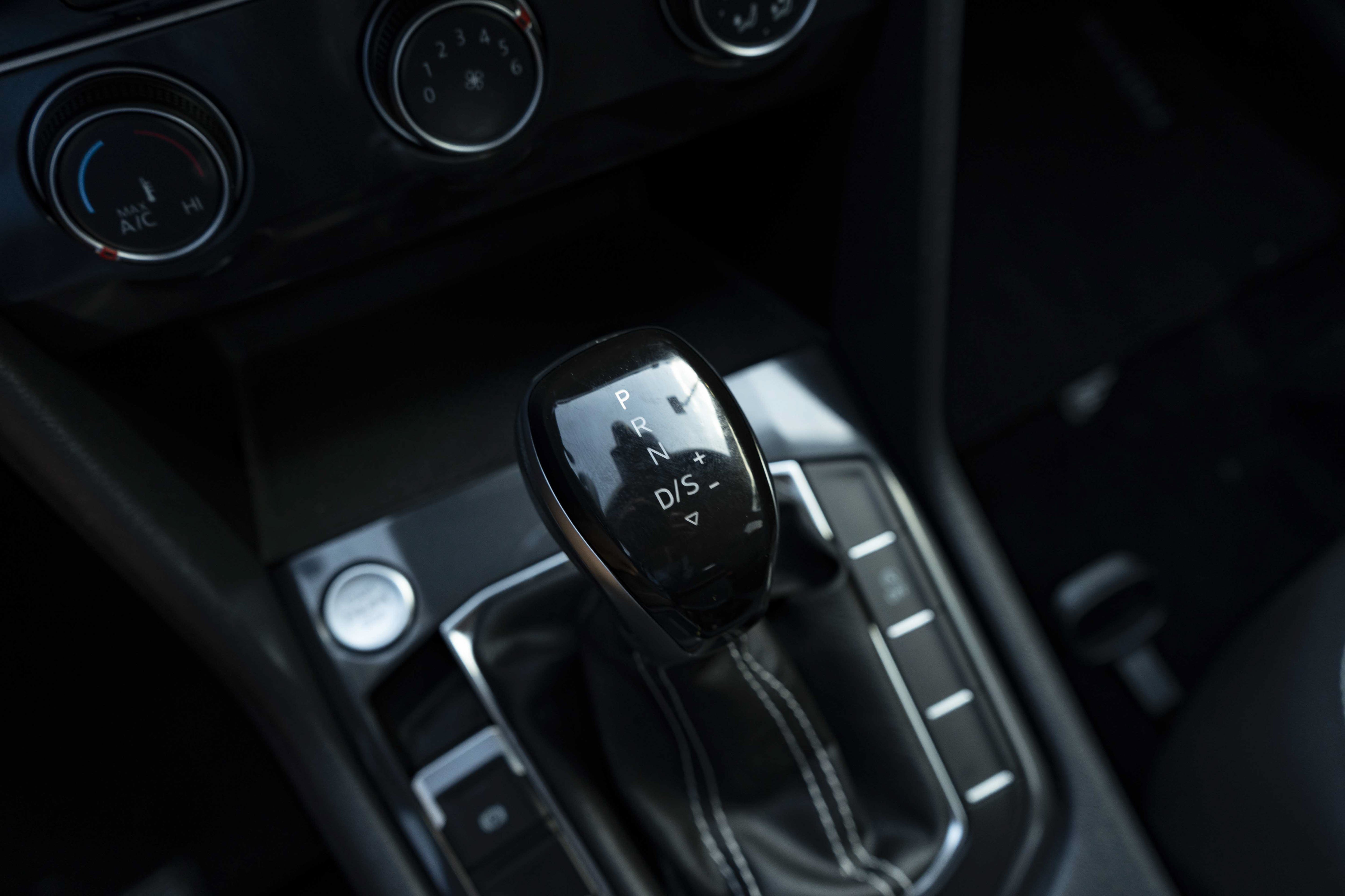 Used 2024 Volkswagen Tiguan S FWD image 27