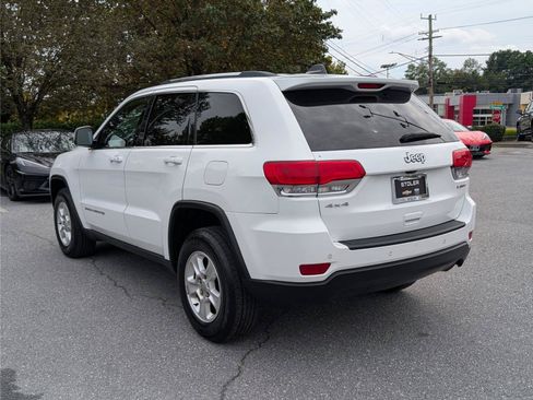 Used 2016 Jeep Grand Cherokee Laredo w/ Quick Order Package 23E AWD/4WD image 3