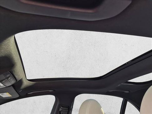 Used 2018 Mercedes-Benz E 300 image 16