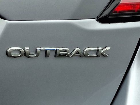 Used 2020 Subaru Outback Limited image 38