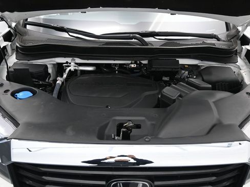 Used 2023 Honda Ridgeline RTL-E image 12