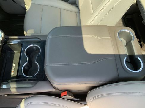 Used 2026 GMC Yukon XL Elevation w/ Elevation Premium Package AWD/4WD image 47