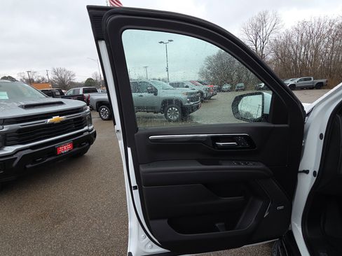 New 2026 Chevrolet Tahoe RST w/ Comfort Package image 12