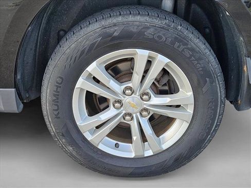Used 2017 Chevrolet Equinox LS FWD image 14
