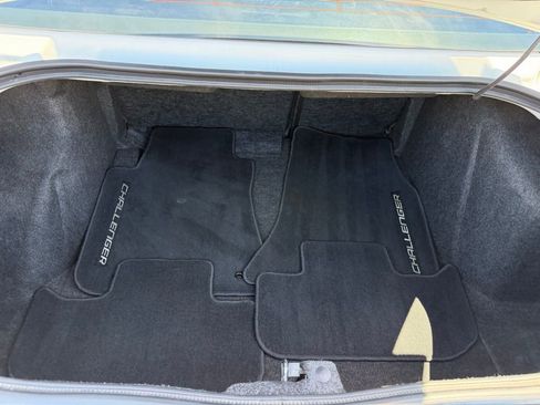 Used 2011 Dodge Challenger R/T RWD image 17