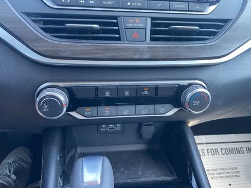 Used 2023 Nissan Altima 2.5 SV image 23