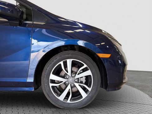 Used 2023 Honda Odyssey Touring image 24