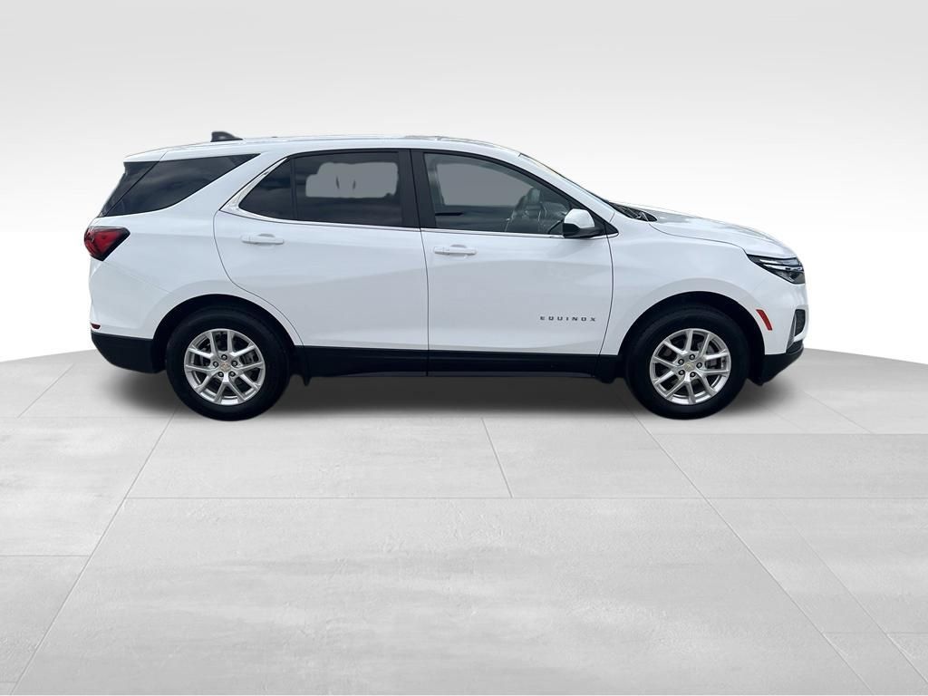 Used 2024 Chevrolet Equinox LT AWD/4WD image 8