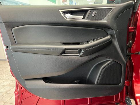 Used 2019 Ford Edge SEL w/ Equipment Group 201A AWD/4WD image 12