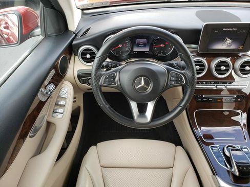 Used 2017 Mercedes-Benz GLC 300 4MATIC image 17