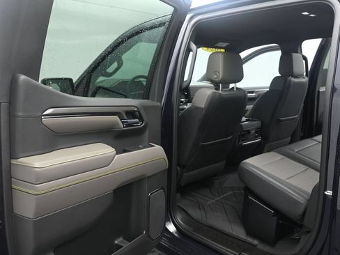 Used 2024 Chevrolet Silverado 1500 ZR2 w/ Technology Package AWD/4WD image 13