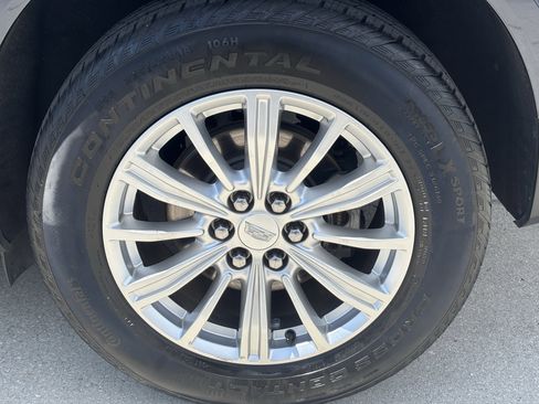 Used 2018 Cadillac XT5 FWD image 10