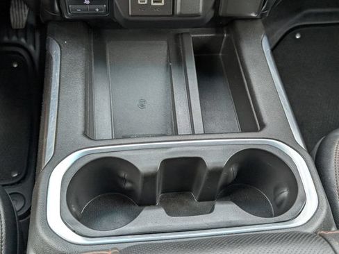Used 2021 GMC Sierra 1500 AT4 w/ AT4 Premium Package AWD/4WD image 10