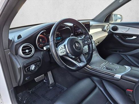 Used 2022 Mercedes-Benz GLC 300 image 10
