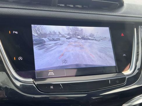 Used 2023 Cadillac XT6 Premium Luxury image 13
