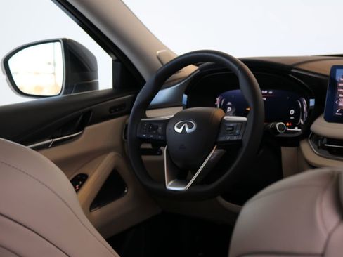 Certified 2025 INFINITI QX60 Luxe image 39