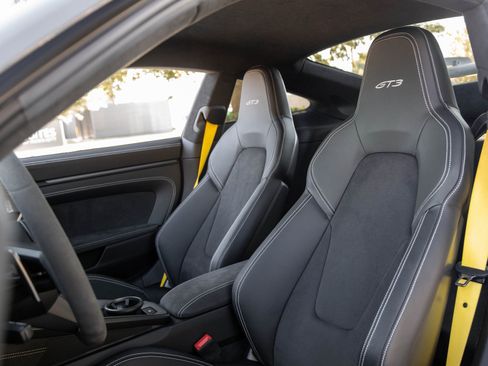 Used 2024 Porsche 911 GT3 image 5