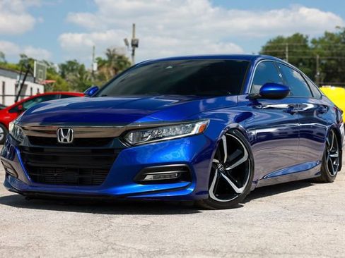 Used 2018 Honda Accord Sport image 1