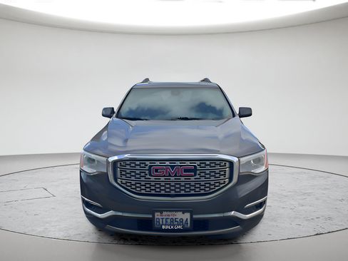 Used 2017 GMC Acadia Denali w/ Technology Package AWD/4WD image 7