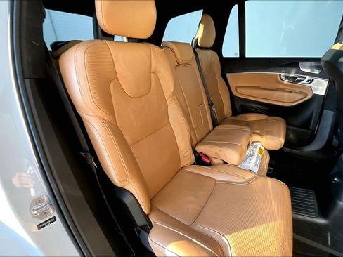 Used 2021 Volvo XC90 T8 Inscription w/ Protection Package Premier image 35
