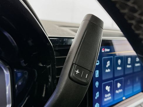 Used 2023 Chevrolet Silverado 1500 LT image 25