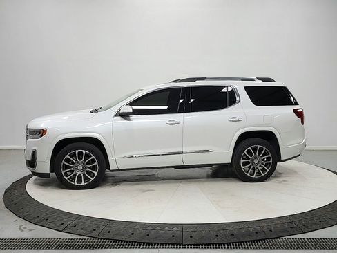 Used 2022 GMC Acadia Denali w/ LPO, Floor Liner Package FWD image 4
