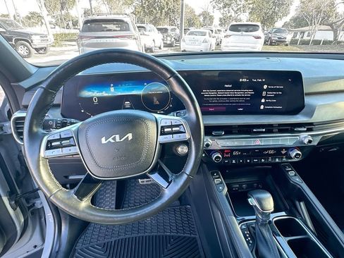 Used 2024 Kia Telluride SX X-Pro image 12