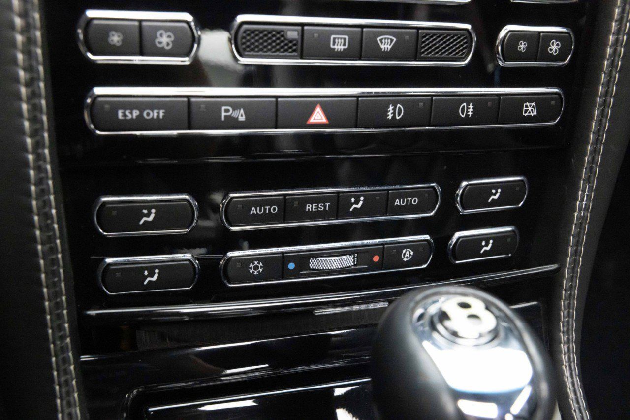Used 2009 Bentley Arnage T RWD image 38