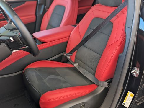 Used 2024 Chevrolet Blazer EV RS image 16