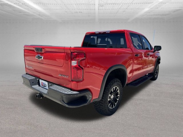 Used 2024 Chevrolet Silverado 1500 ZR2 w/ Technology Package AWD/4WD image 7