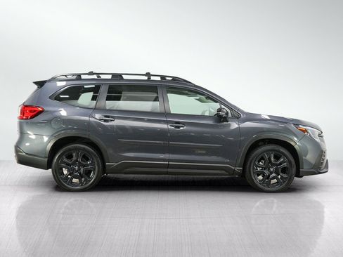 Used 2023 Subaru Ascent Onyx Edition Limited AWD/4WD image 6