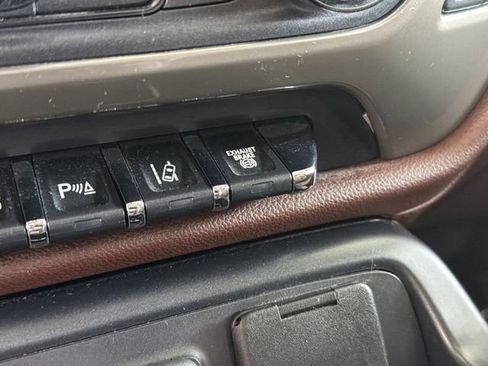 Used 2016 Chevrolet Silverado 2500 High Country w/ Duramax Plus Package AWD/4WD image 31