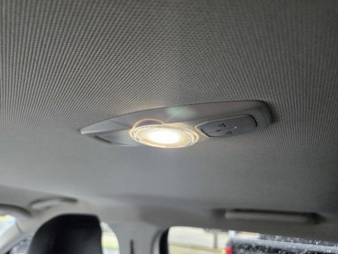 Certified 2024 Ford Edge Titanium image 31