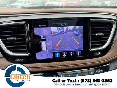 Used 2017 Chrysler Pacifica Limited FWD image 29